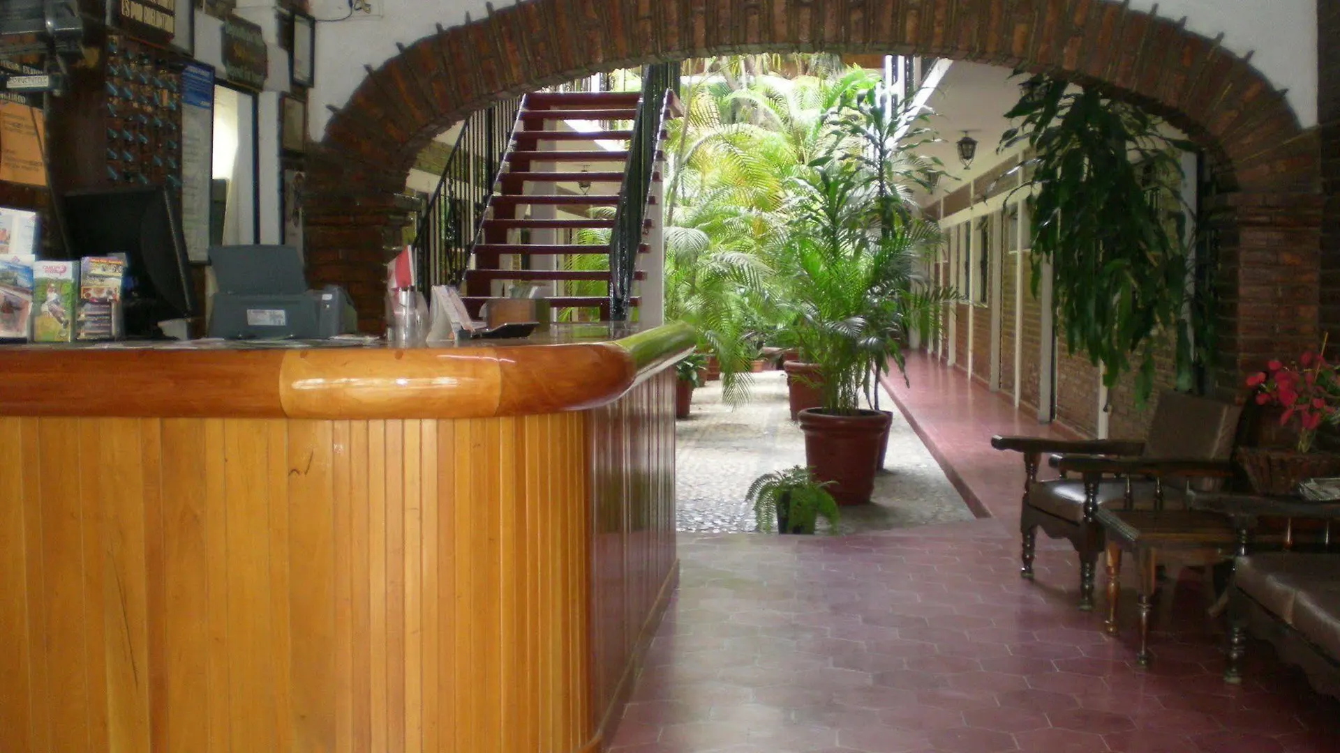 Hotel Azteca Puerto Vallarta