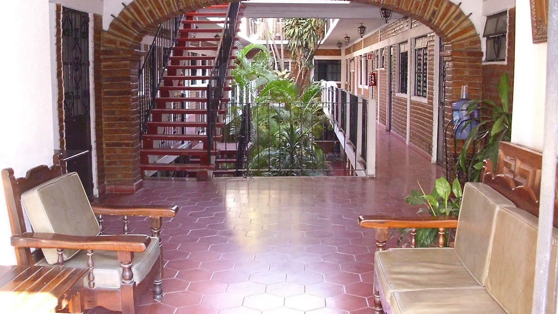 Hotel Azteca Puerto Vallarta